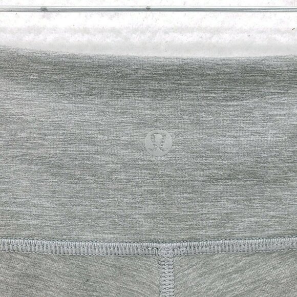 Lululemon Heather Grey Crop Capri Leggings Size 6 - Picture 6 of 8